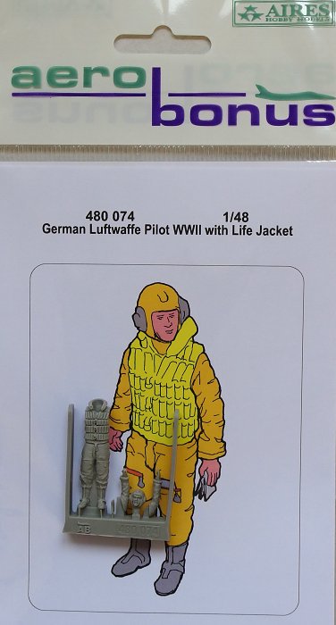 1/48 German Luftwaffe pilot WWII (w/ life jacket)