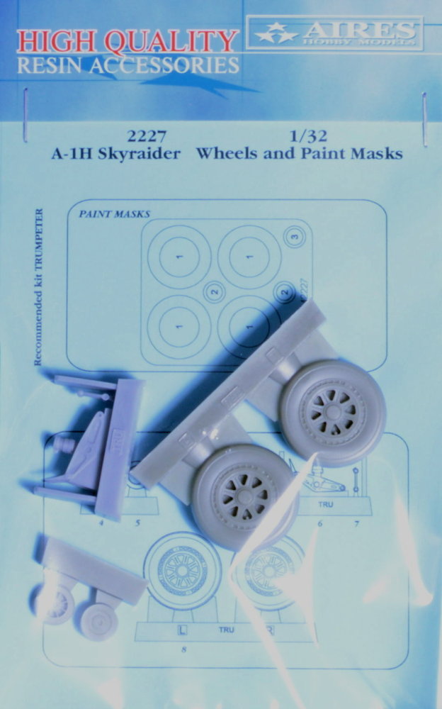 1/32 A1H Skyraider wheels & paint masks (TRUMP)