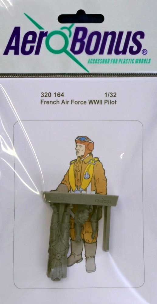 1/32 French Air Force WWII Pilot (1 fig.)