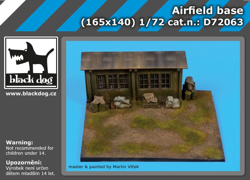 1/72 Airfield base (165x140 mm)