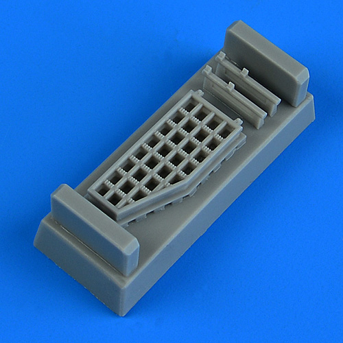1/48 Z-37 Cmelak step board (MACO)